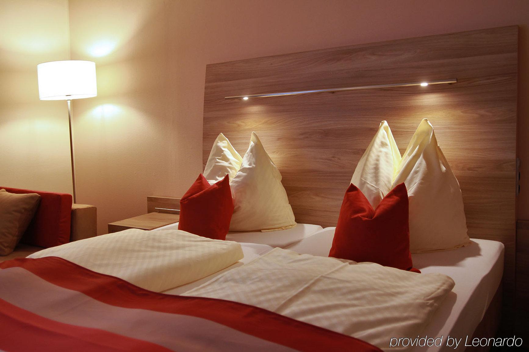 Hotel Rheinterrasse Benrath Düsseldorf Buitenkant foto